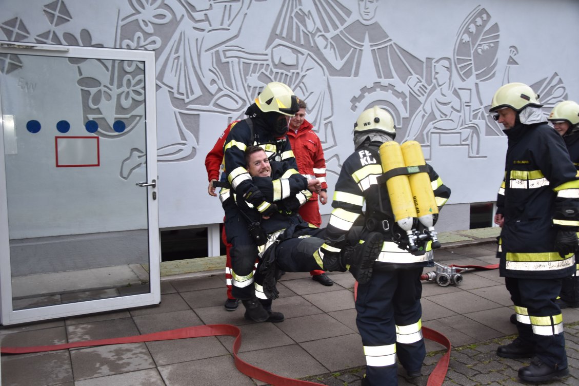 Großeinsatz im Schülerheim Kammeradenbergung